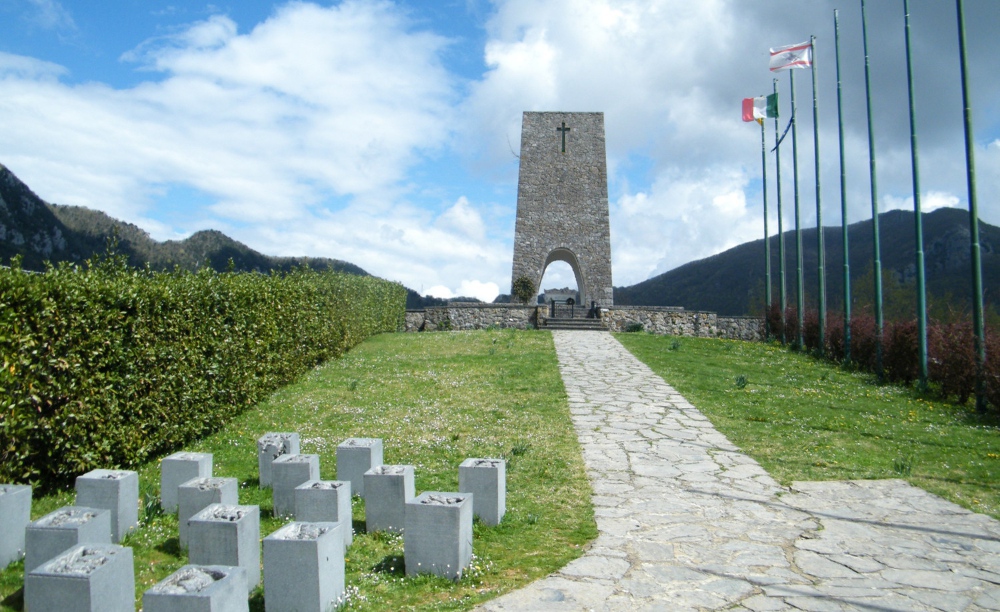 “Non è la voce che comanda la storia…” Da Monte Sole a Sant’Anna di Stazzema, memoria in cammino.